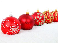 並んだクリスマスボール | ツリー飾りの写真やイラストの無料素材