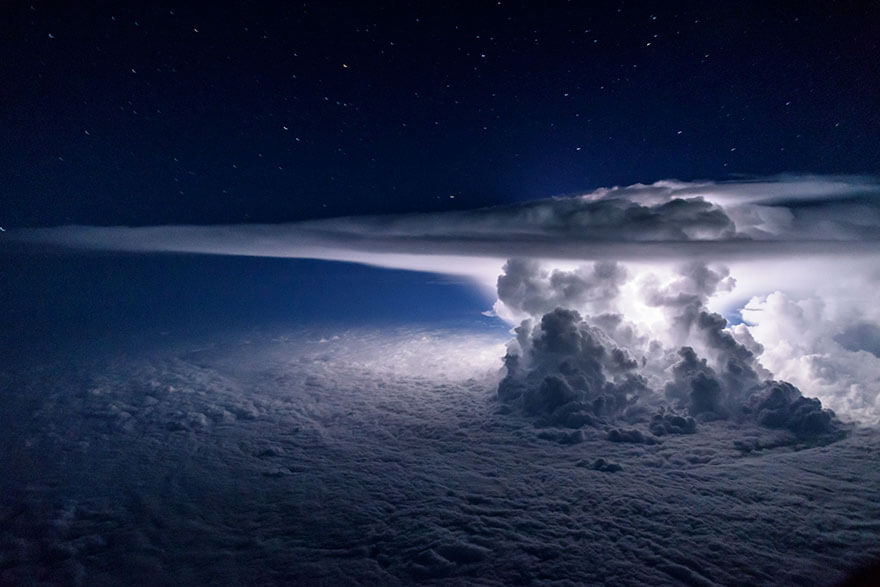 Pilot Took Stunning Shot From His Cockpit That Blew Our Minds