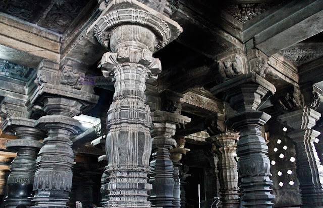 Pillars inside the Main hall, each one is unique in design