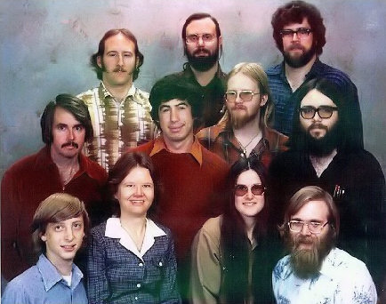 25 Breathtaking Photos From The Past - Microsoft staff photo from December 7, 1978