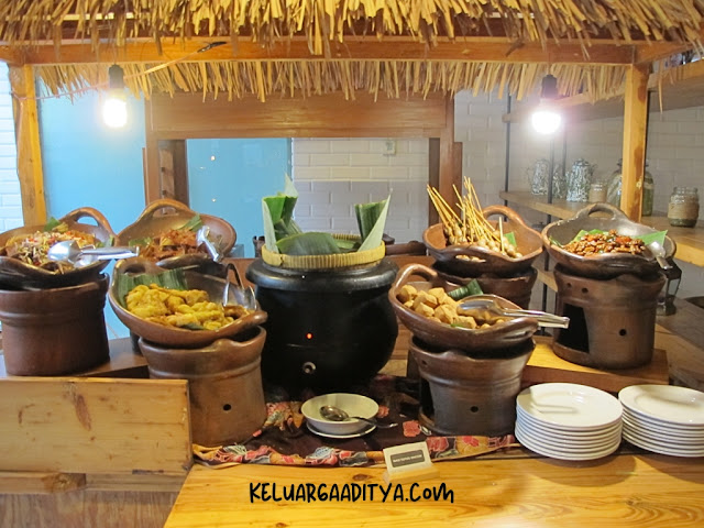 menu Indonesia Nasi Tutug yang disajikan saat brunch di The Margo Hotel