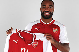 Biografi Alexandre Lacazette