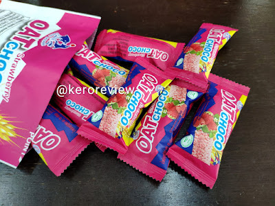 รีวิว ทวิน ดอลฟิน ข้าวโอ๊ตชนิดแท่งรสสตรอเบอร์รี่ (CR) Review Oat Choco Strawberry, Twin Dolphin Brand.