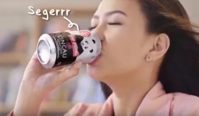 Model Cewek Iklan Cincau Cap Panda Ingat Cincau Buatan Nyokap