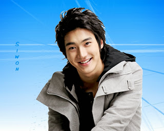 Foto Choi Siwon Manis dan Cakep