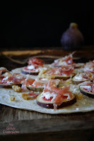  Tortitas con carpaccio de higos, queso y jamón