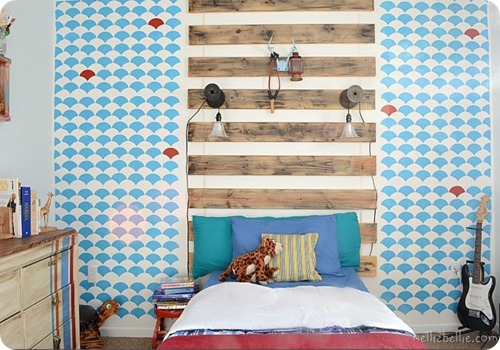 scalloped wall stencil