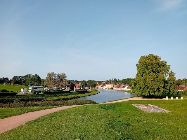 2023 - [CR] Mission Brigade de la Chocolatine IDF, de la Seine à la Loire, jour 1. Mardi 22 août 2023 20230823_182551