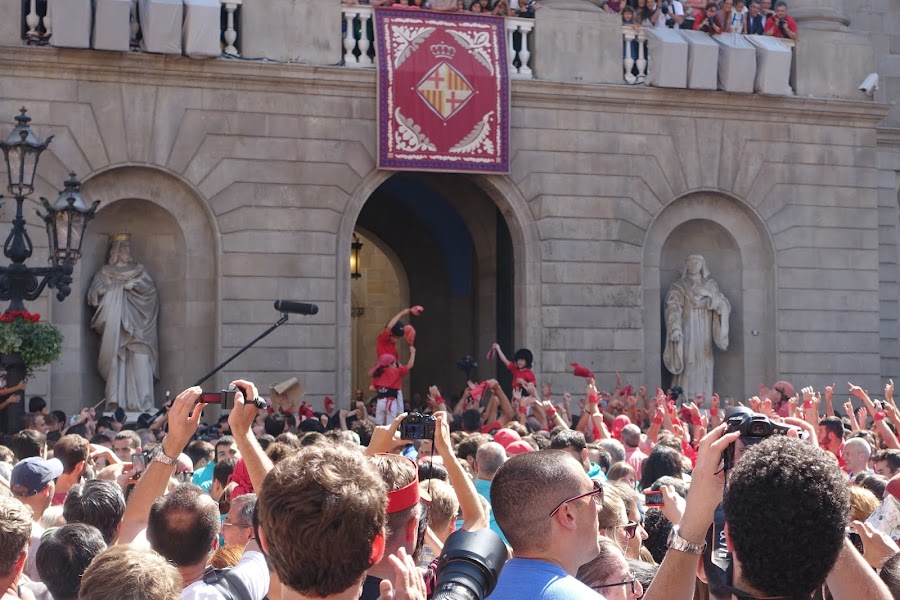 メルセ祭　人間の塔（Diada castellera de les colles locals）