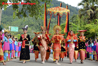 Nilai - Nilai Pancasila Dalam Kehidupan Sosial Budaya Bangsa Indonesia