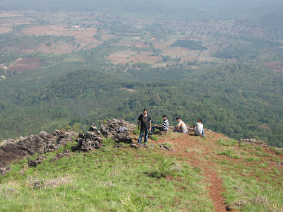  Bhim had booked a Qualis which arrived abrupt at  IndiabesttravelMap; BELUR HALEBID KEMMENGUNDI