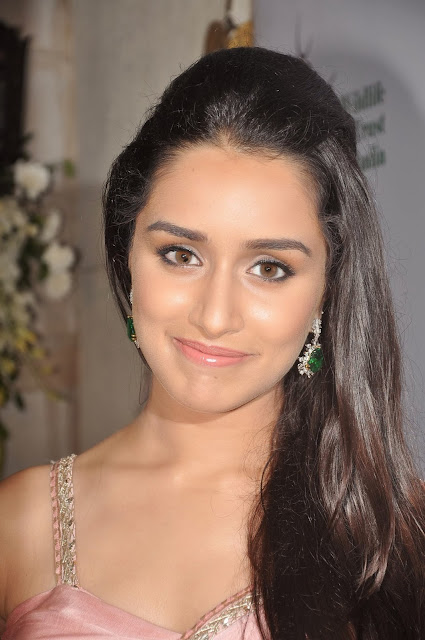 Shraddha Kapoor Latest Hot Spicy Pictures