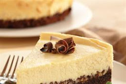 Brownie Chocolate Chip Cheesecake