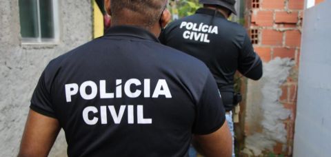 PAI É PRESO SUSPEITO DE COLOCAR CHUMBINHO EM CHUPETA DO FILHO DE 2 MESES