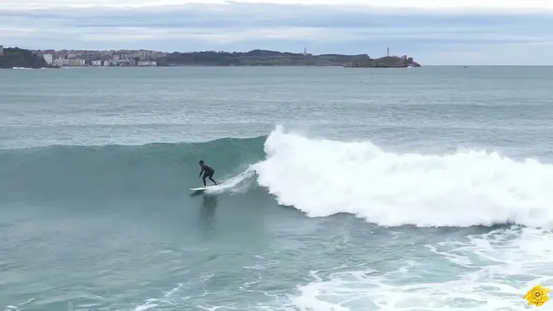 Surf en Cantabria.