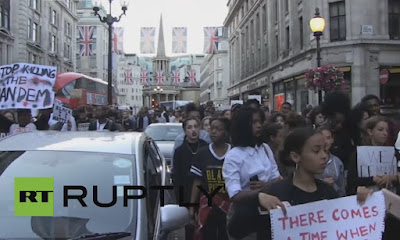 ロンドンでのBlack Lives Matterのデモ
