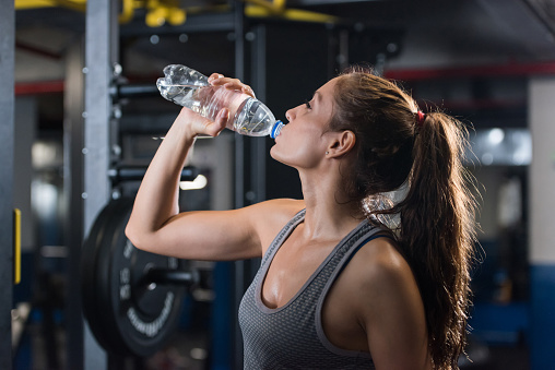 Drink-water-before-meals-to-lose-weight-by-fitness-with-arslan