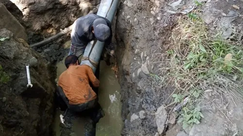 Koneksi Pipa di Daerah Sutomo, Perumda Air Minum Kota Padang Umumkan Pemadaman Aliran Air untuk Sementara