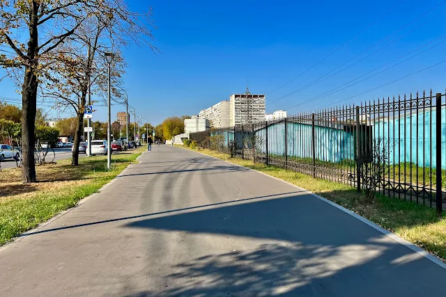 Краснодонская улица, гаражи