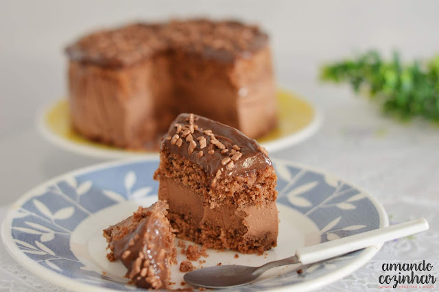 receita fácil sobremesa bolo mousse de chocolate