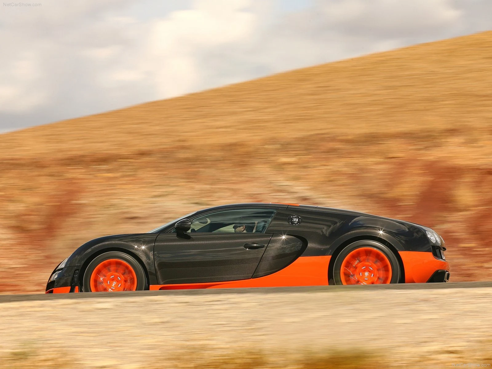 Hình ảnh siêu xe Bugatti Veyron Super Sport 2011 & nội ngoại thất