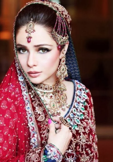 juggan-kazim-in-stunning-bridal-makeup