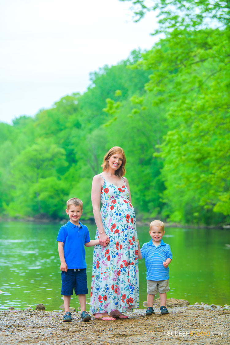 Maternity Photographer in Nature Outdoors by Ann Arbor Dexter Maternity Portrait Photography