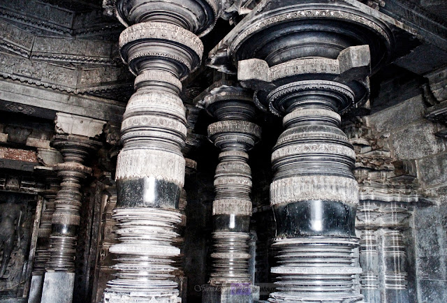 Beautifully turned pillars with mirror like finish and amazing designs