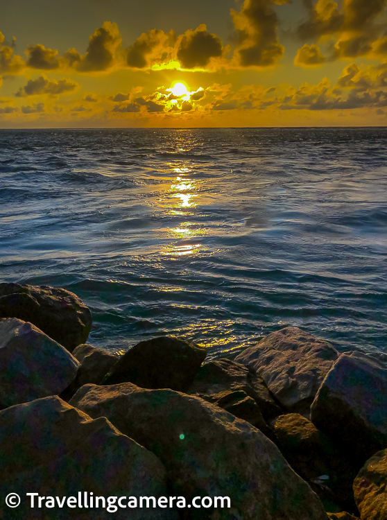 Watching the sunrise at Dhanushkodi is a breathtaking experience. Dhanushkodi is located on the southeastern tip of India, at the meeting point of the Bay of Bengal and the Indian Ocean. This unique location offers an uninterrupted view of the sunrise over the ocean.