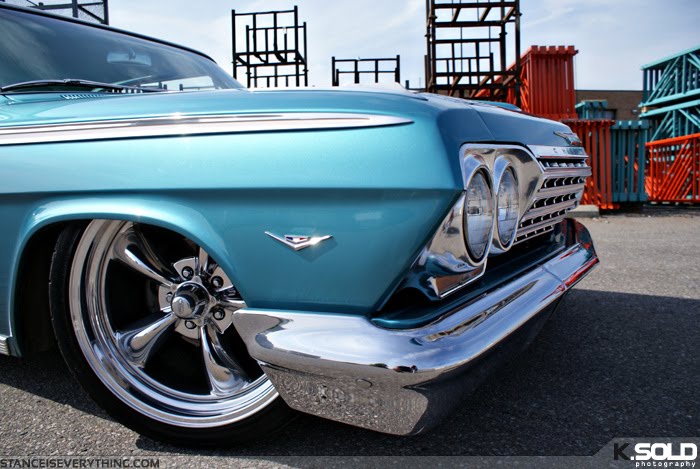 Very tastefully completed 62 Impala with air ride to get it that perfect