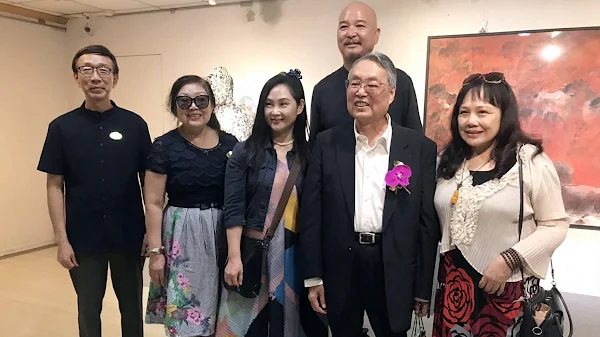 ▲許文融創作展開幕典禮上，宏碁電腦創辦人施振榮董事長等與會，為此次展覽增添了不少光彩。（記者林明佑翻攝）