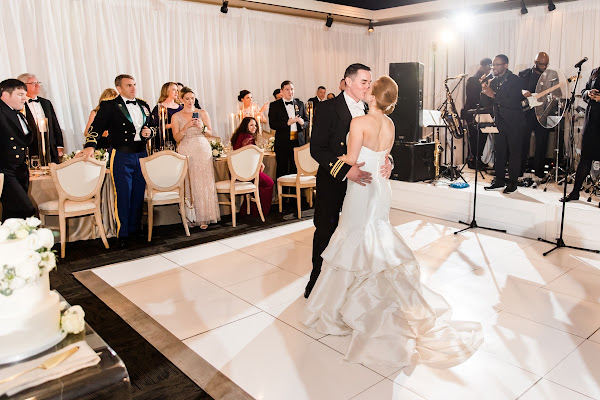 Annapolis MD Wedding at Naval Academy Chapel and Severn Inn by Heather Ryan Photography