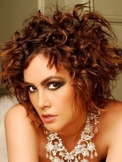 Glam Medium Hairstyles Ideas