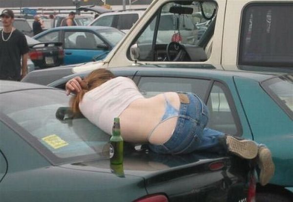 Passed Out Drunk Girls Pictures8