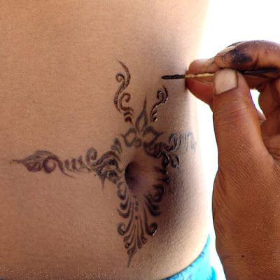 Belly Button Henna Tattoo Design
