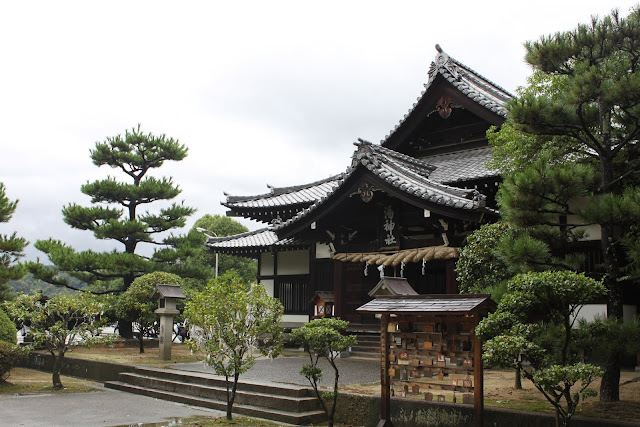 湯神社