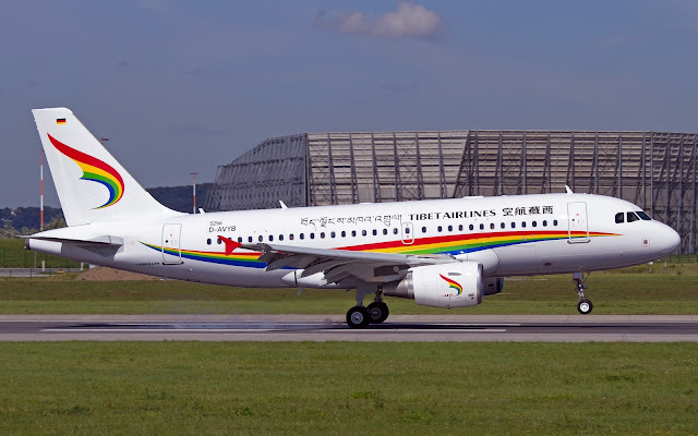 tibet airlines airbus a319-100 rotating takeoff