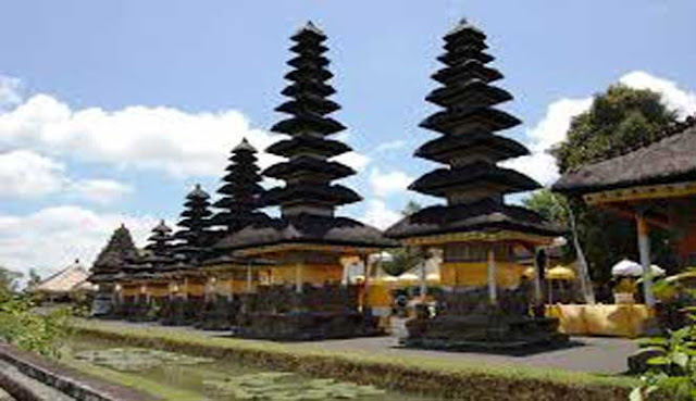 10 DAYA TARIK WISATA KABUPATEN BADUNG, BALI