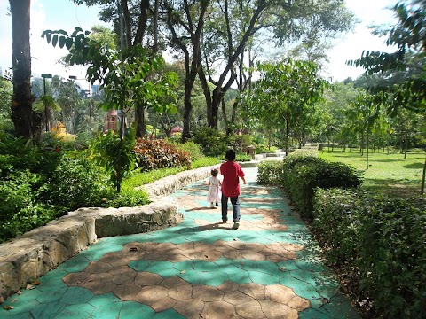 Taman Tasik Perdana yang nostalgia