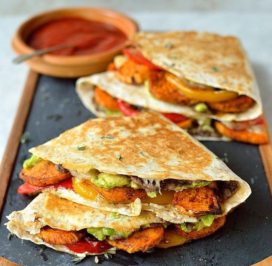 LOADED VEGGIE QUESADILLAS #Veggie #HealthyRecipe