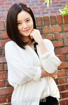 Biodata Moon Chae Won