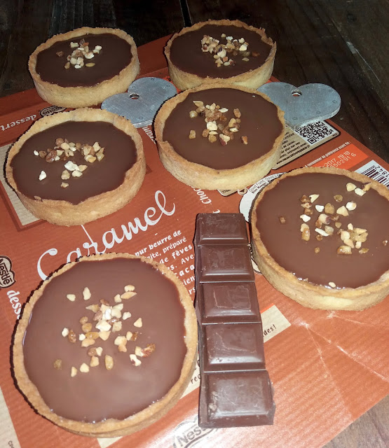 alt="tartelettes au chocolat au caramel"