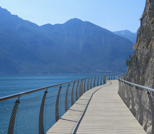 cascata limone sul garda sentiero del sole passerella sospesa