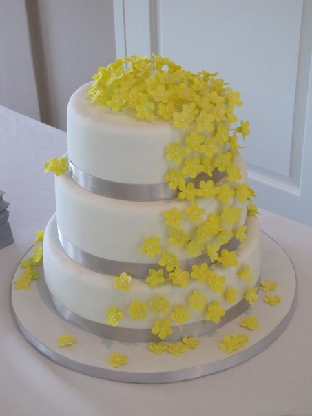  Wedding  By Designs Yellow  Wedding  Cakes  Design