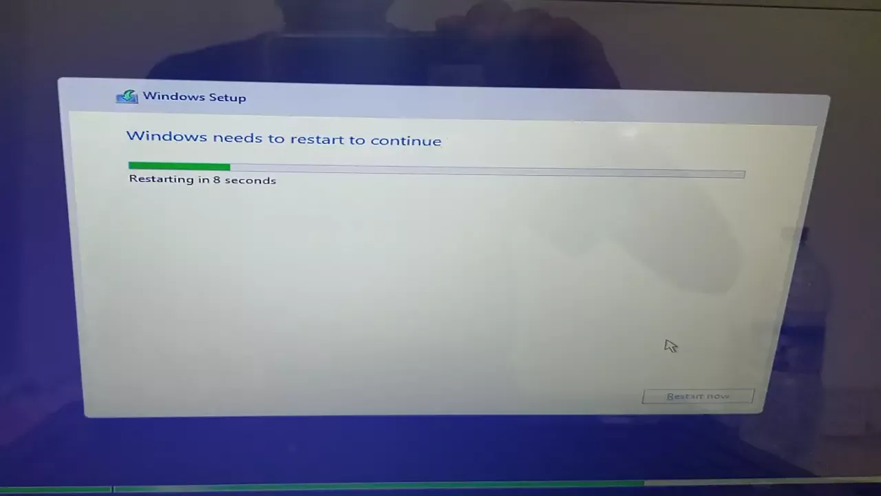 computer-reformatting-windows-installation