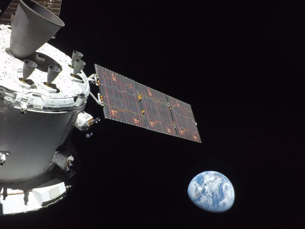 从 Artemis 1 欣赏地球和月球的第一张令人惊叹的照片