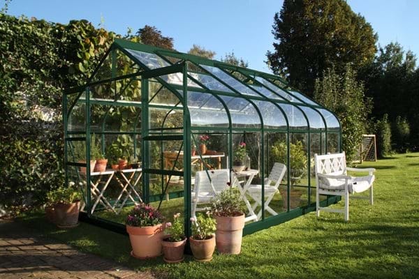Mummy From The Heart: 5 Reasons Why you Should Buy a Greenhouse from Halls