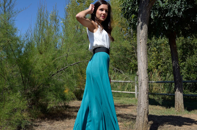 vestido-boda-evento-dress-wedding-look-outfit-blogger-blanco-verde-negro-dorado