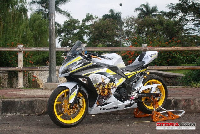 Foto Model Modifikasi Kawasaki Ninja 250 Paling Keren 2014