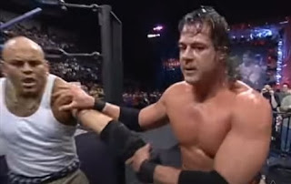 Konnan vs. Mike Awesome en lucha "Cabellera vs. Cabellera" (15-01-01)